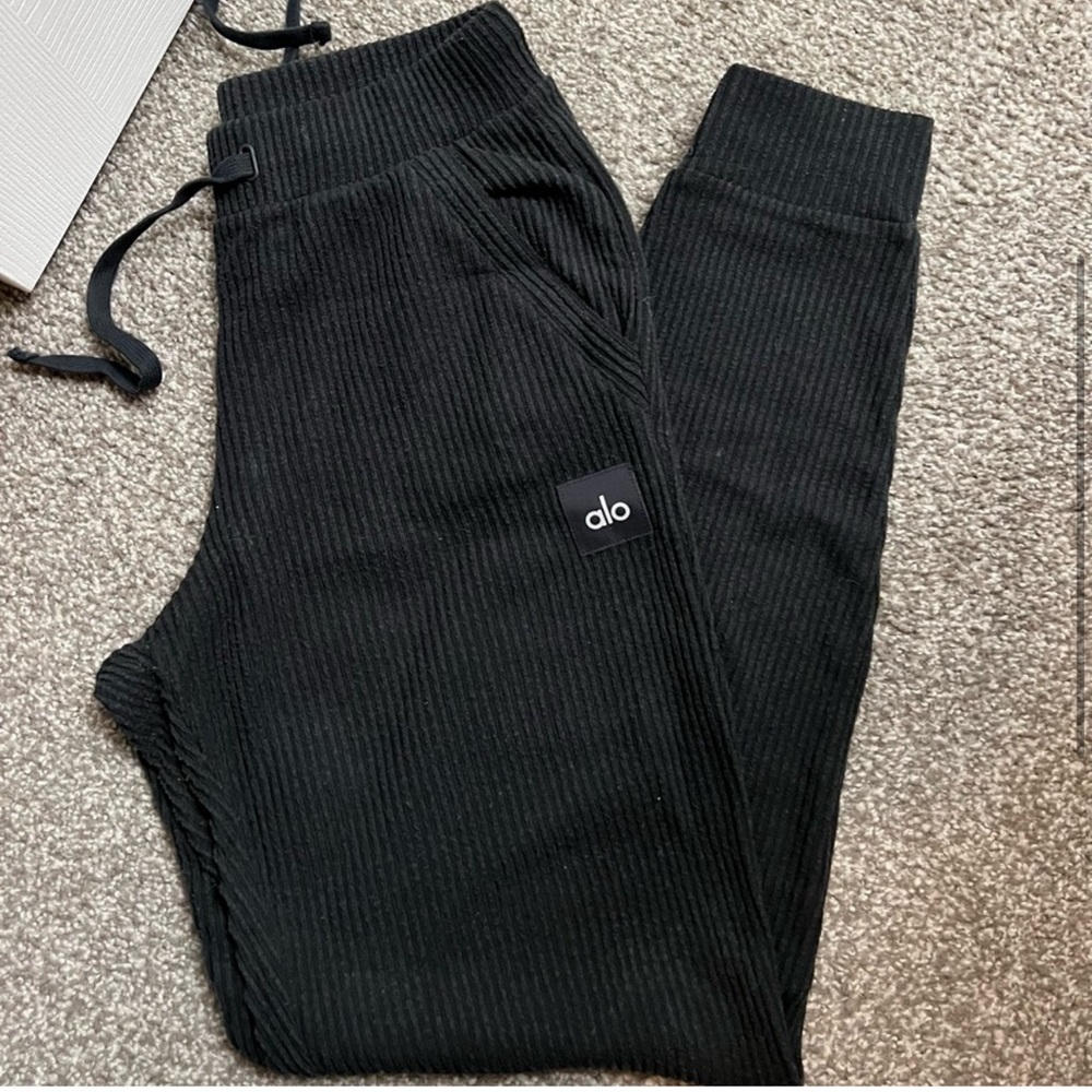 ALO Yoga Black Ribbed Pants